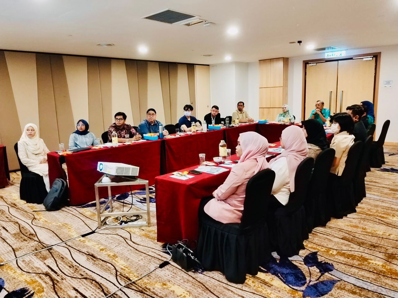 Bengkel Bersama Mentor Industri Work Based Learning (WBL) bagi Program Sarjana Muda Kejuruteraan Awam (Bangunan) dan Program Sarjana Muda Teknologi Pembinaan Bangunan FTKA UMPSA pada 31 Julai &amp; 1 Ogos 2025 bertempat di Hotel Everly Putrajaya